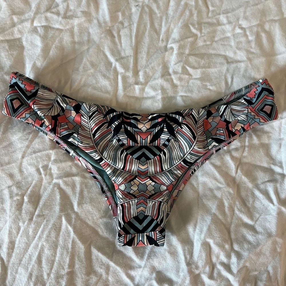 cutest bikini bottoms